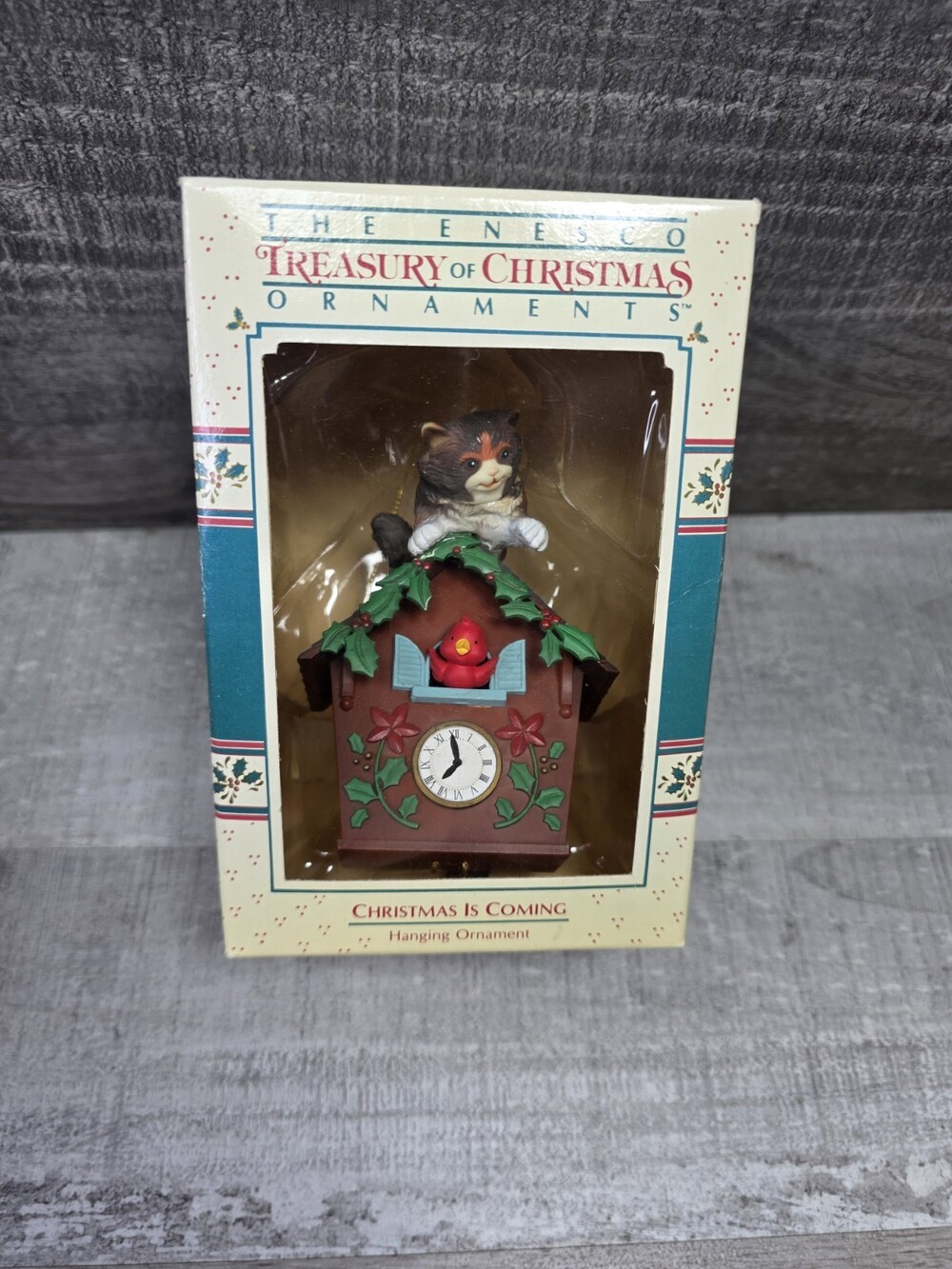 1988 Enesco Christmas Is Coming - Calico Cat On Cuckoo Clock Ornament g44